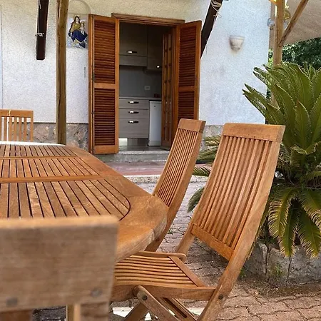 Casa Trecci Вилла Албиния